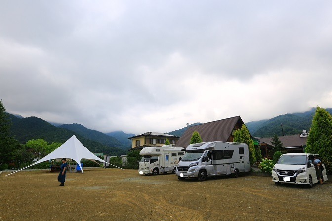 車中泊でゆったり楽しむ 河口湖湖上祭 花火大会 もーもー モーグル 夫婦2人で 輸入キャンピングカー アドリア デュカト で車中泊 キャンプ サイクリング スキー